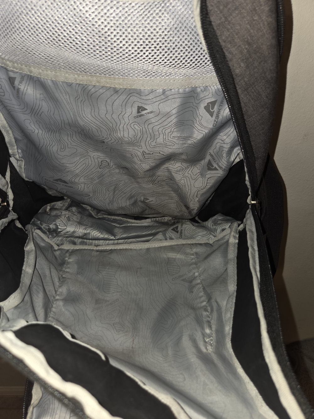 Ozark Trail Gray Backpack - Durable Everyday Carry - Picture 6 of 8
